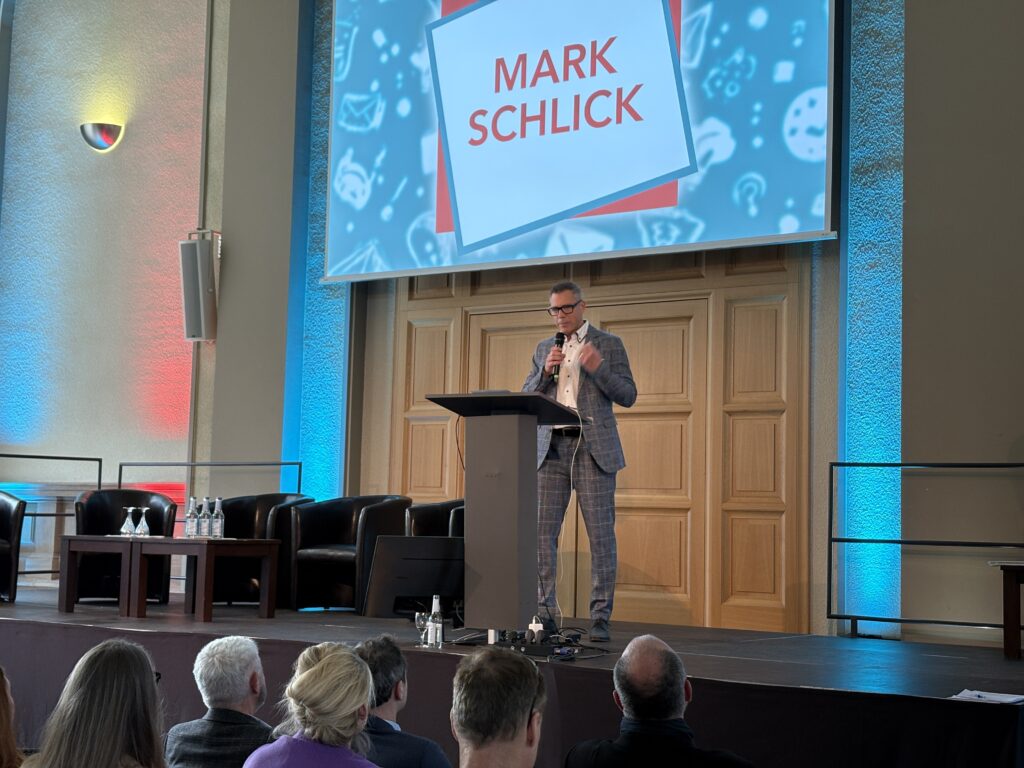 Mark Schlick spricht auf der Kreativvitti
