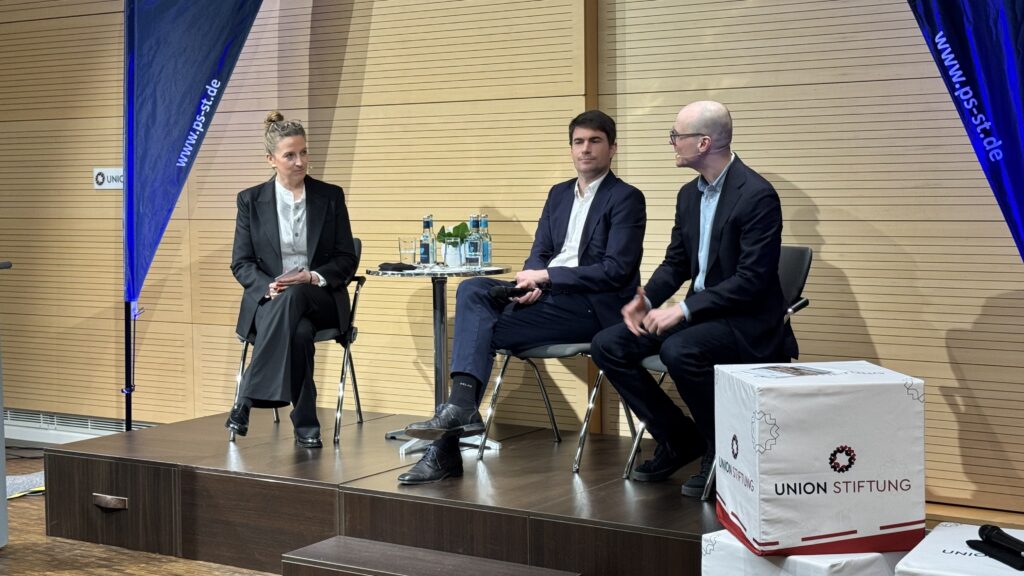Podiumsdiskussion mit Michael Scholl, Marco Lünich, moderiert von Stéphanie Barsch
