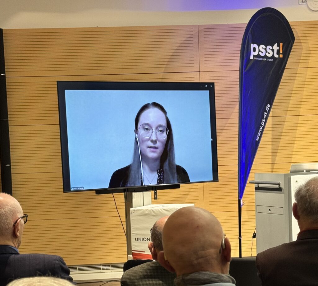 Julia Schepp, Projektleiterin psst!