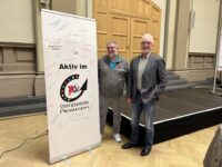 Michael Fuhrmann mit Ex-Bürgermeister Peter Scheidel. Foto: Thomas Müller