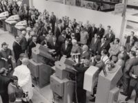 Messerundgang mit Jakob Schunk und Delegation (unter anderen: Ministerpräsident Peter Altmeier)