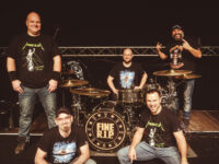 Die Coverband Fine RIP spielt bei der Kneipentour im Z1. Foto: privat
