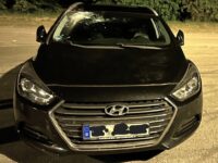 Beschädigte Frontscheibe am Hyundai