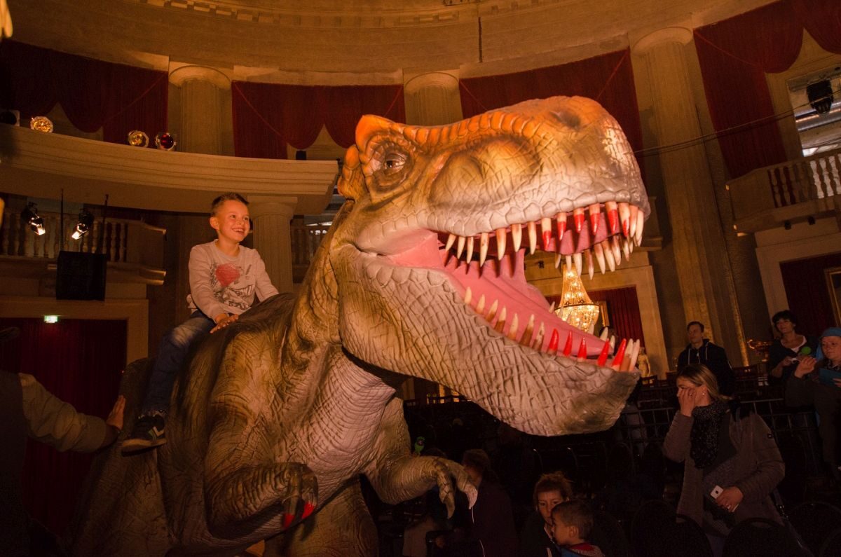 Die Lebendige Dinosaurier Show