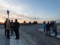 Kreisel Winzeln Gruppe und Kreisel