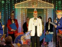 Norbert Fremgen imn Mittelpunkt